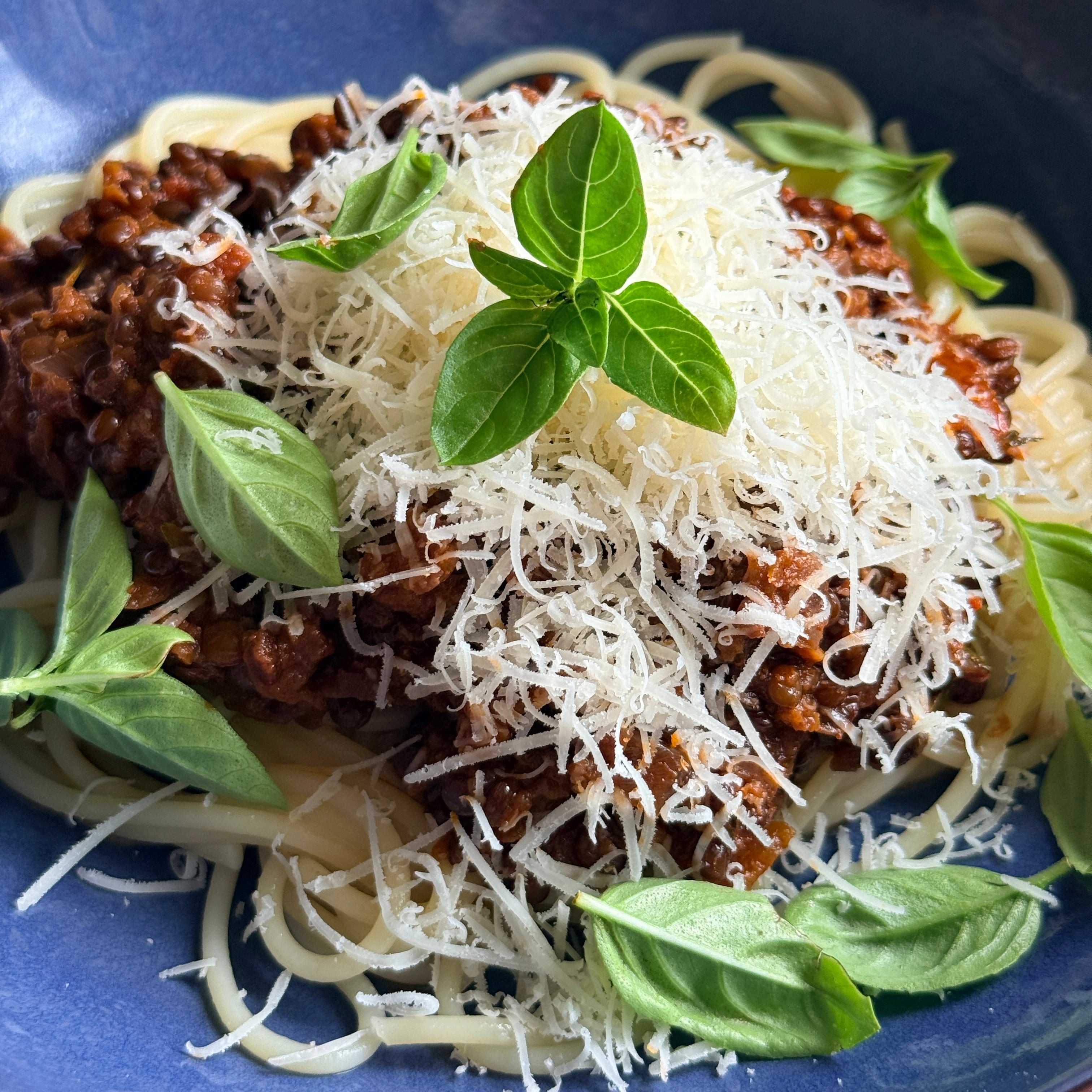 Fra juice til aftensmad - Beluga-bolognese med gulerødder og masser af smag